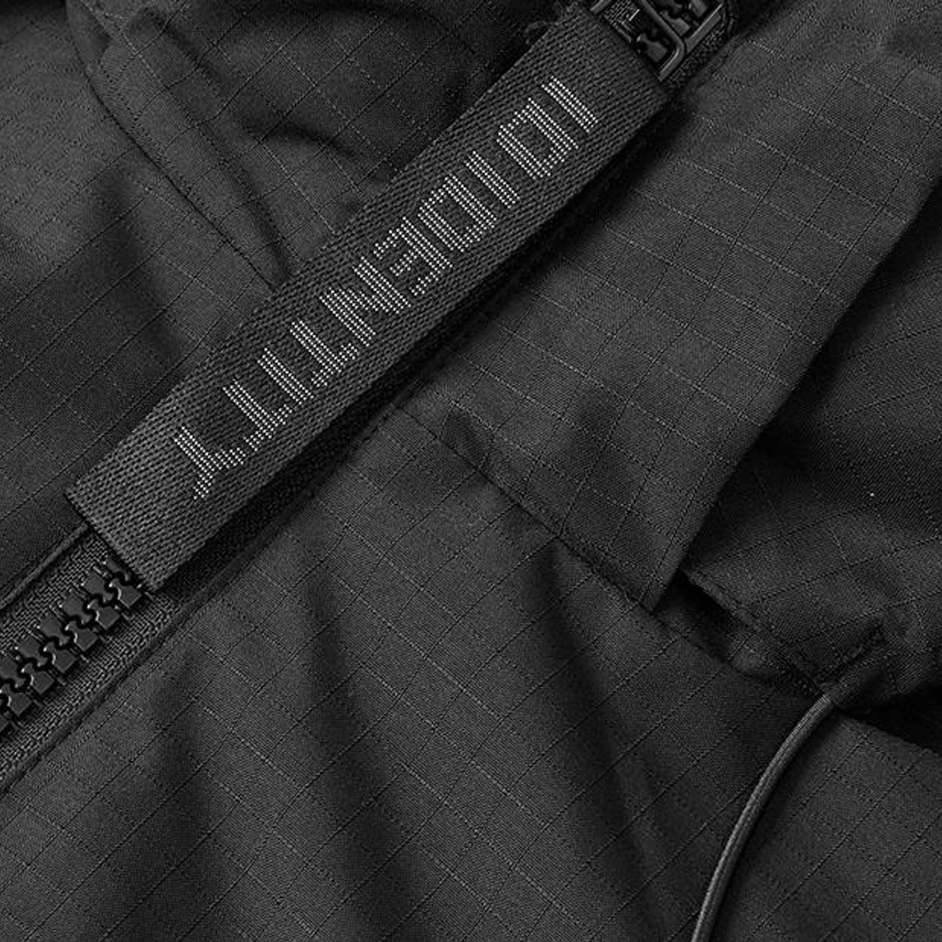 Куртка жіноча ID Winter - Чорний / 3XL