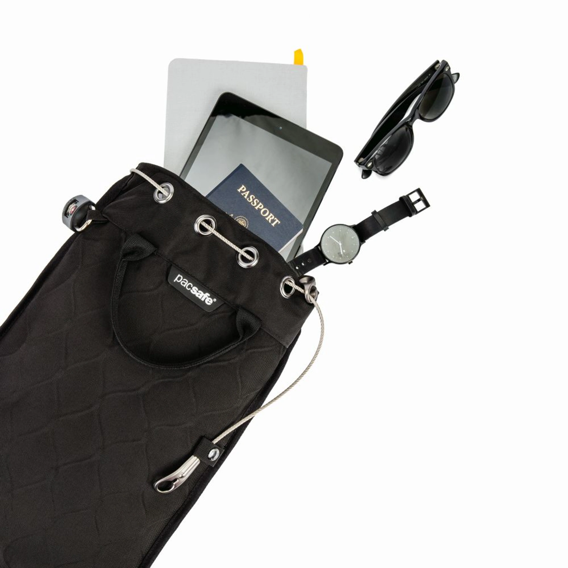 Тревел-кейс антизлодій Pacsafe Travelsafe 5L GII portable safe - Чорний