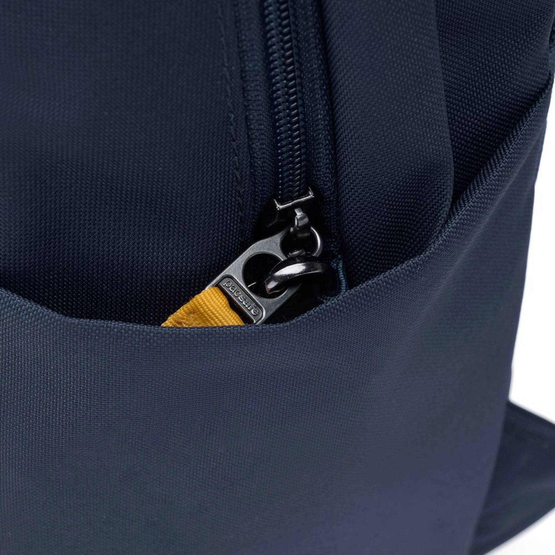 Рюкзак міський антизлодій Pacsafe GO 15 - Темно-синій / жовтий