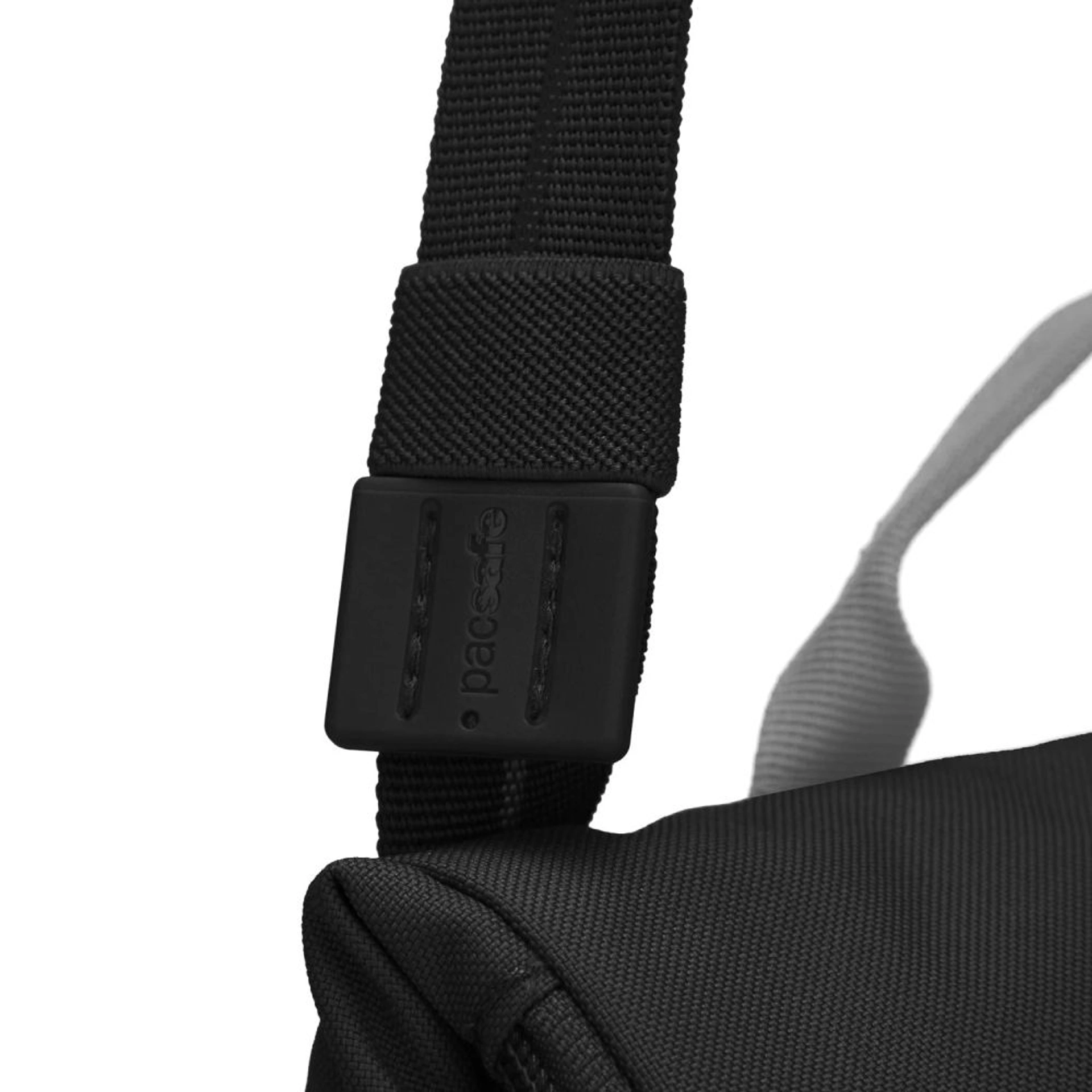 Сумка через плече антизлодій Pacsafe GO Saddle Crossbody - Насичений чорний