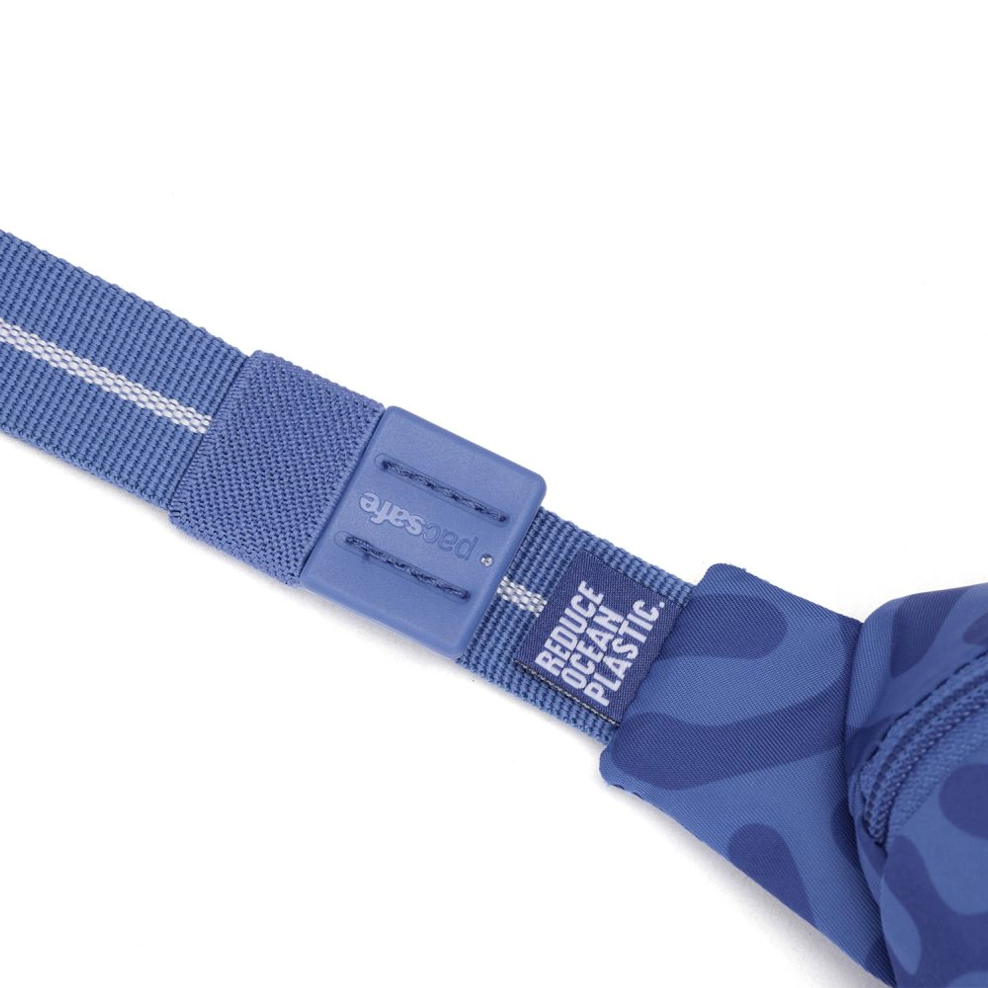 Сумка через плече антизлодій Pacsafe GO Micro Sling - Небесно-блакитний