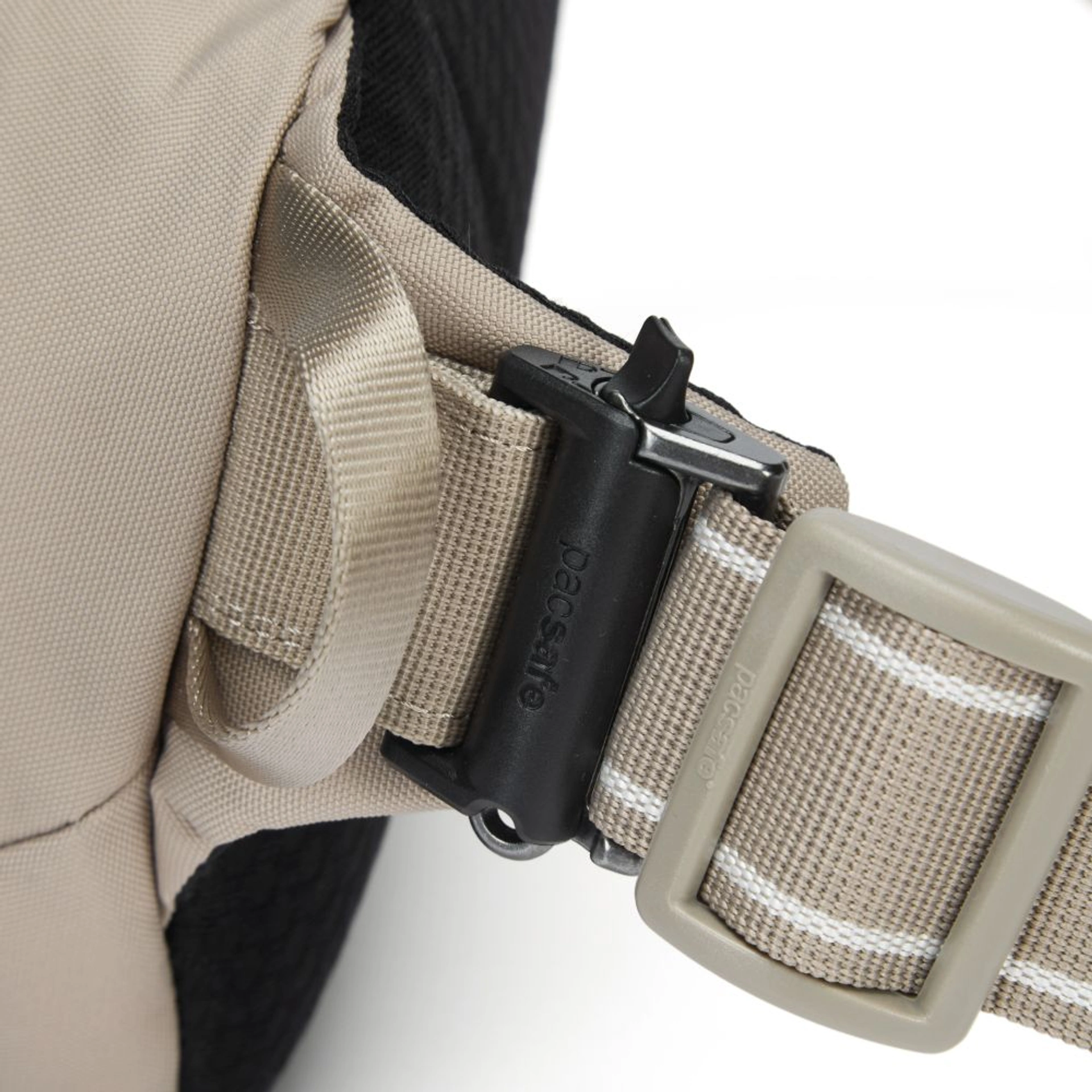 Сумка на пояс антизлодій Pacsafe V Hip Pack - Бежевий / чорний