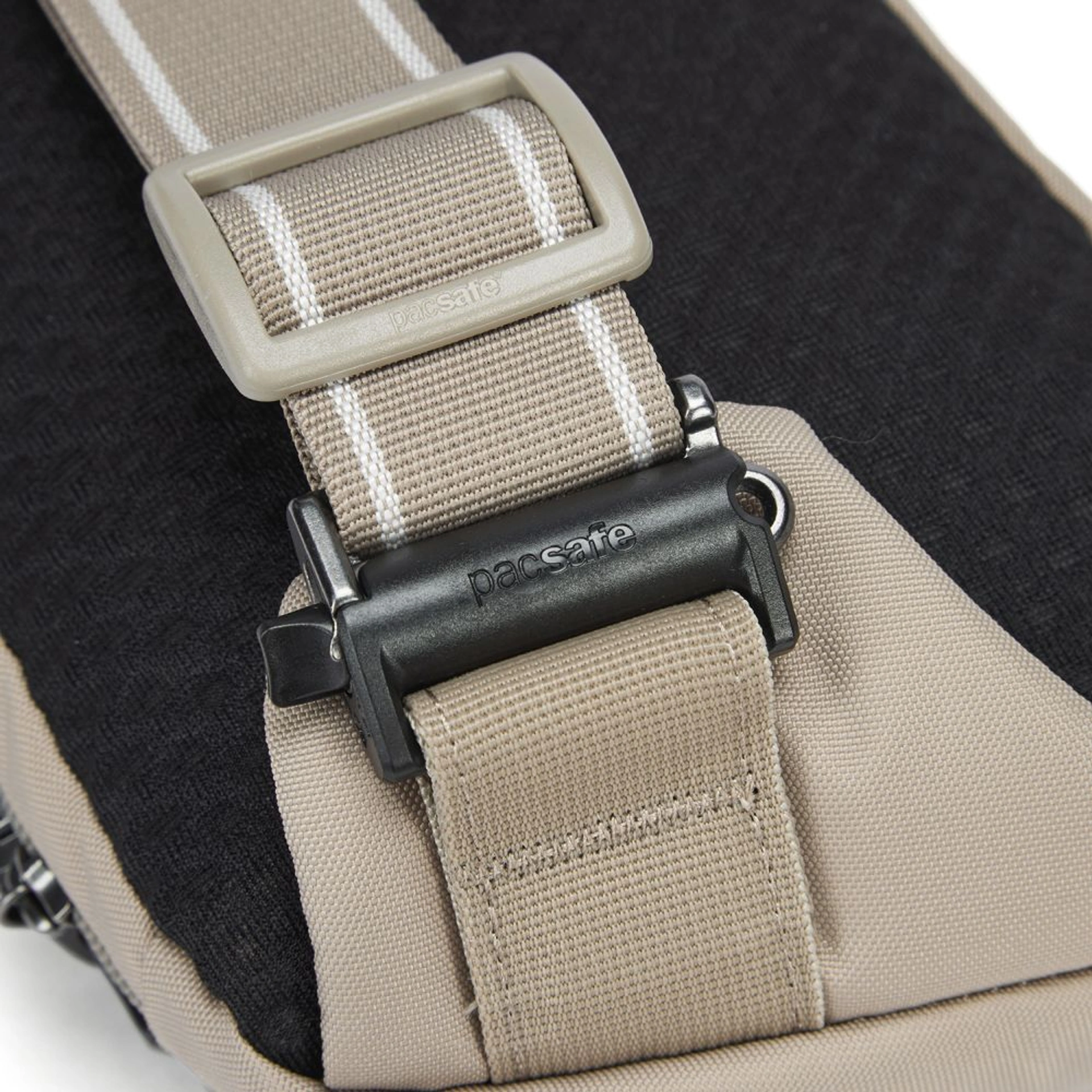 Сумка через плече антизлодій Pacsafe V Action Sling - Бежевий / чорний
