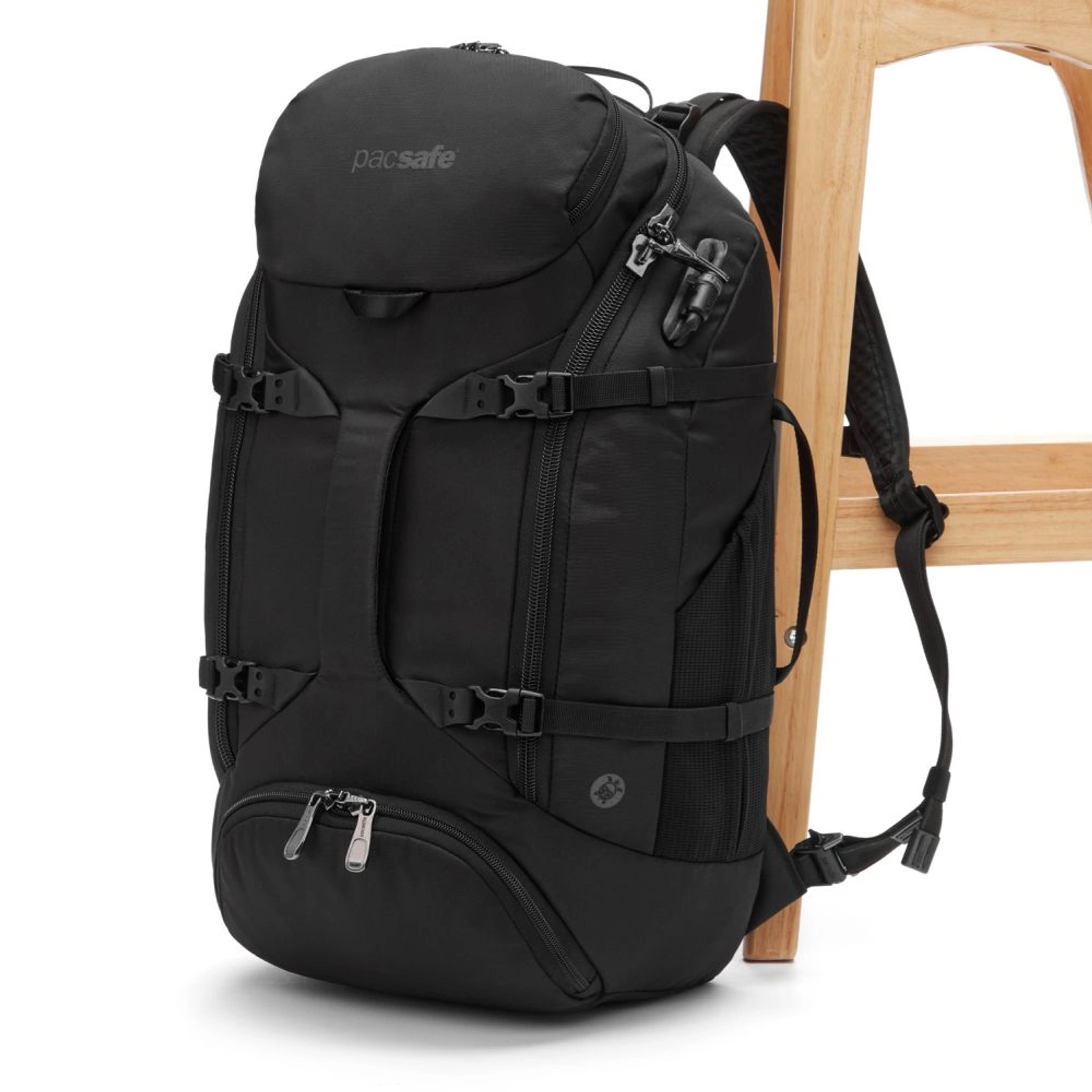 Рюкзак туристичний антизлодій Pacsafe EXP35 travel - Чорний